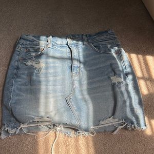 - American Eagle distressed jean skirt - SIZE 10 -
